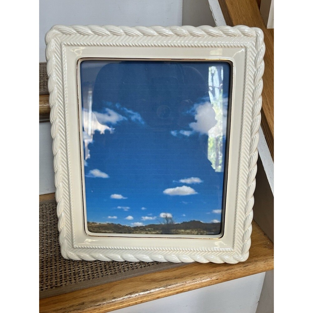Vintage Ornate Cream And Gold Ceramic Frame W/ Braided Accents Taiwan 12”